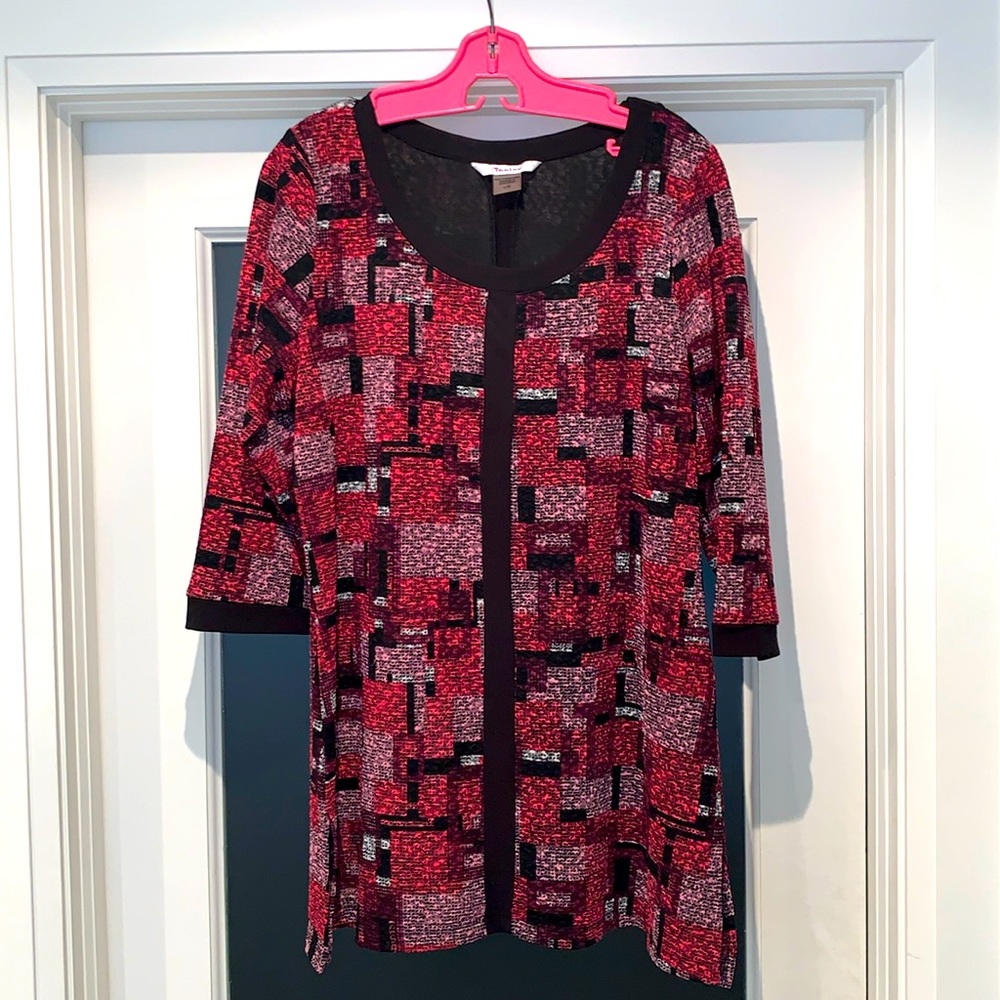 Tan Jay Black and Pink geometric pattern tunic, size large